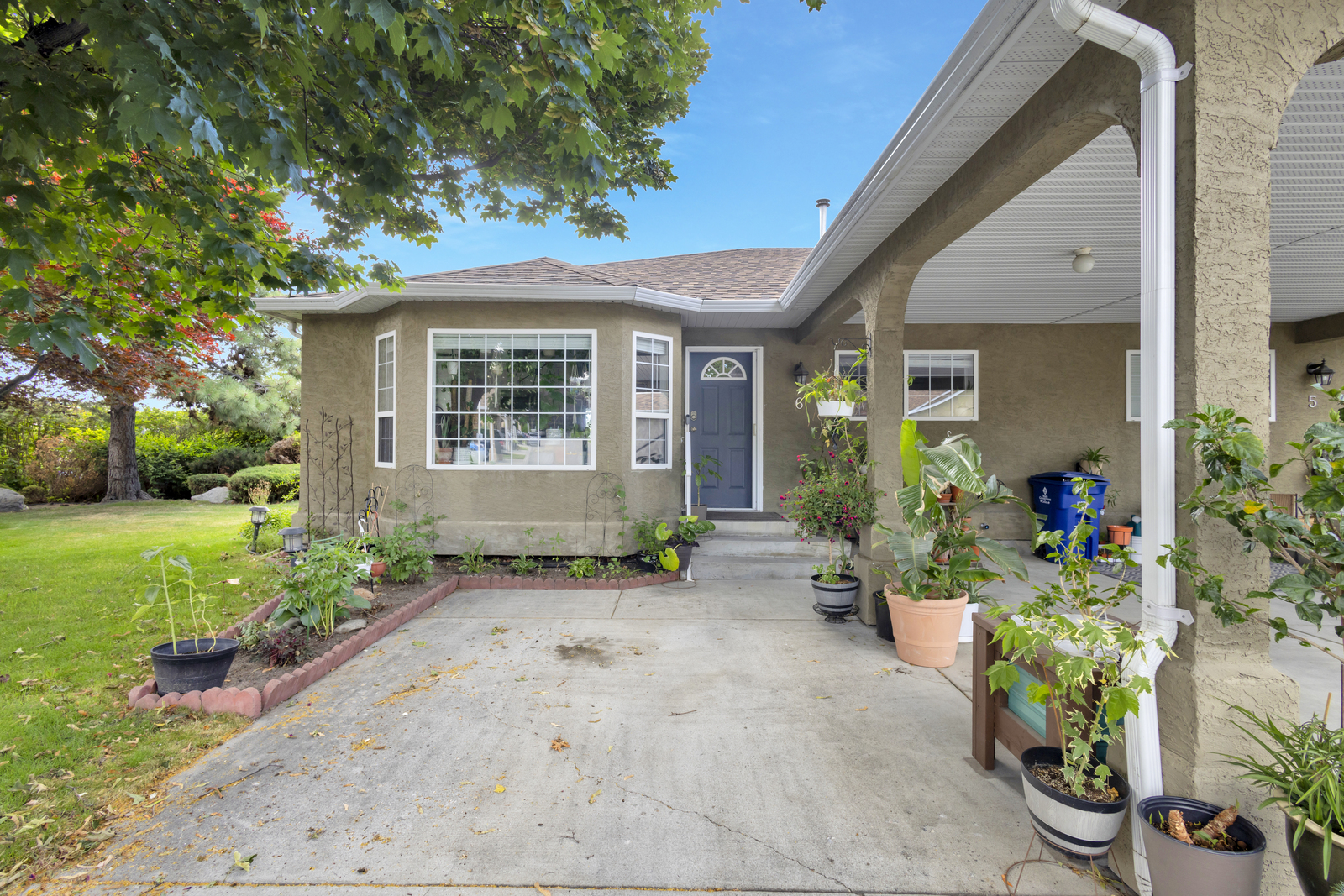 2210 Louie Drive #6, West Kelowna