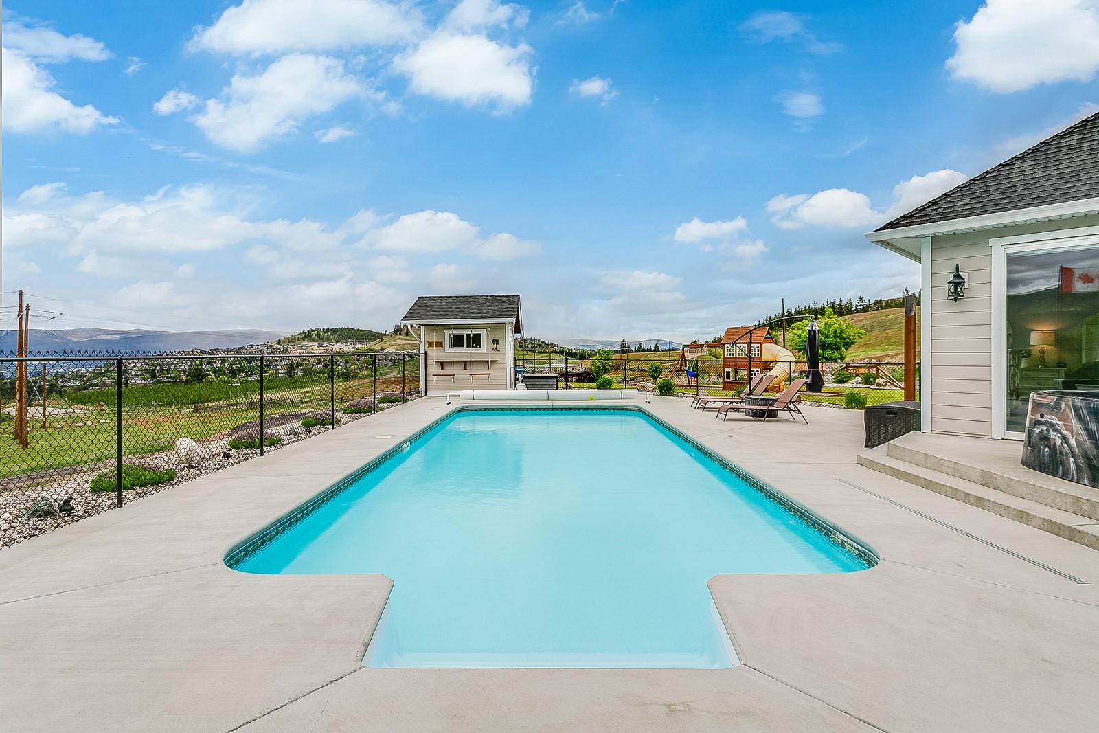 2880 Joe Riche Road, Kelowna Property Listing