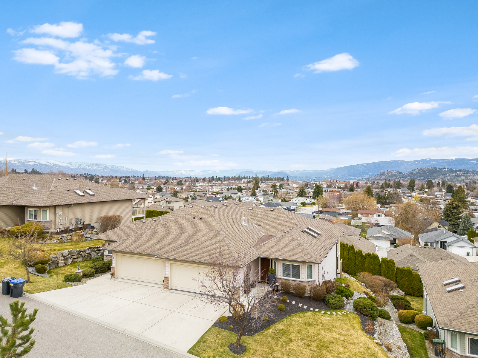 5 820 McKenzie Road, Kelowna Property Listing