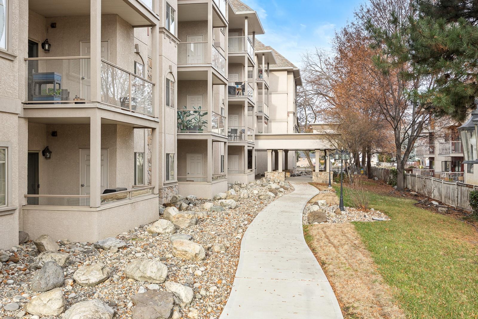 1007 Harvey Avenue #104, Kelowna