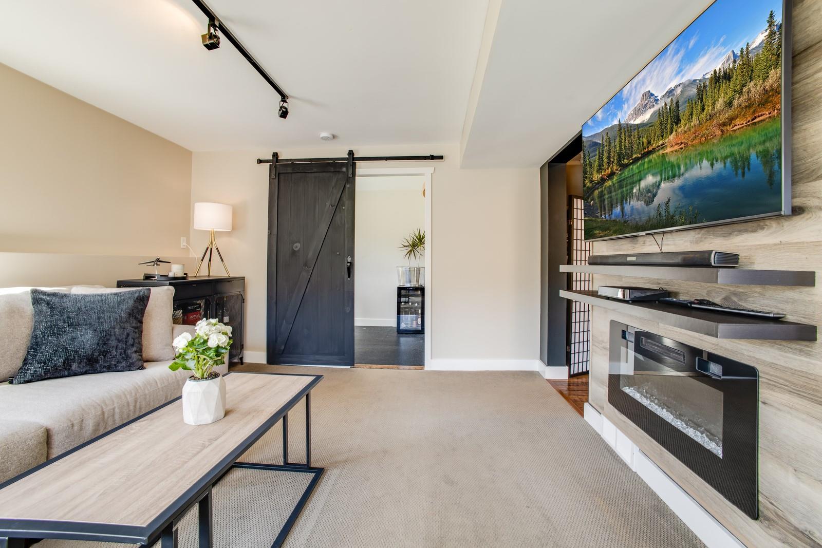 819 Cadder Avenue, Kelowna Property Listing