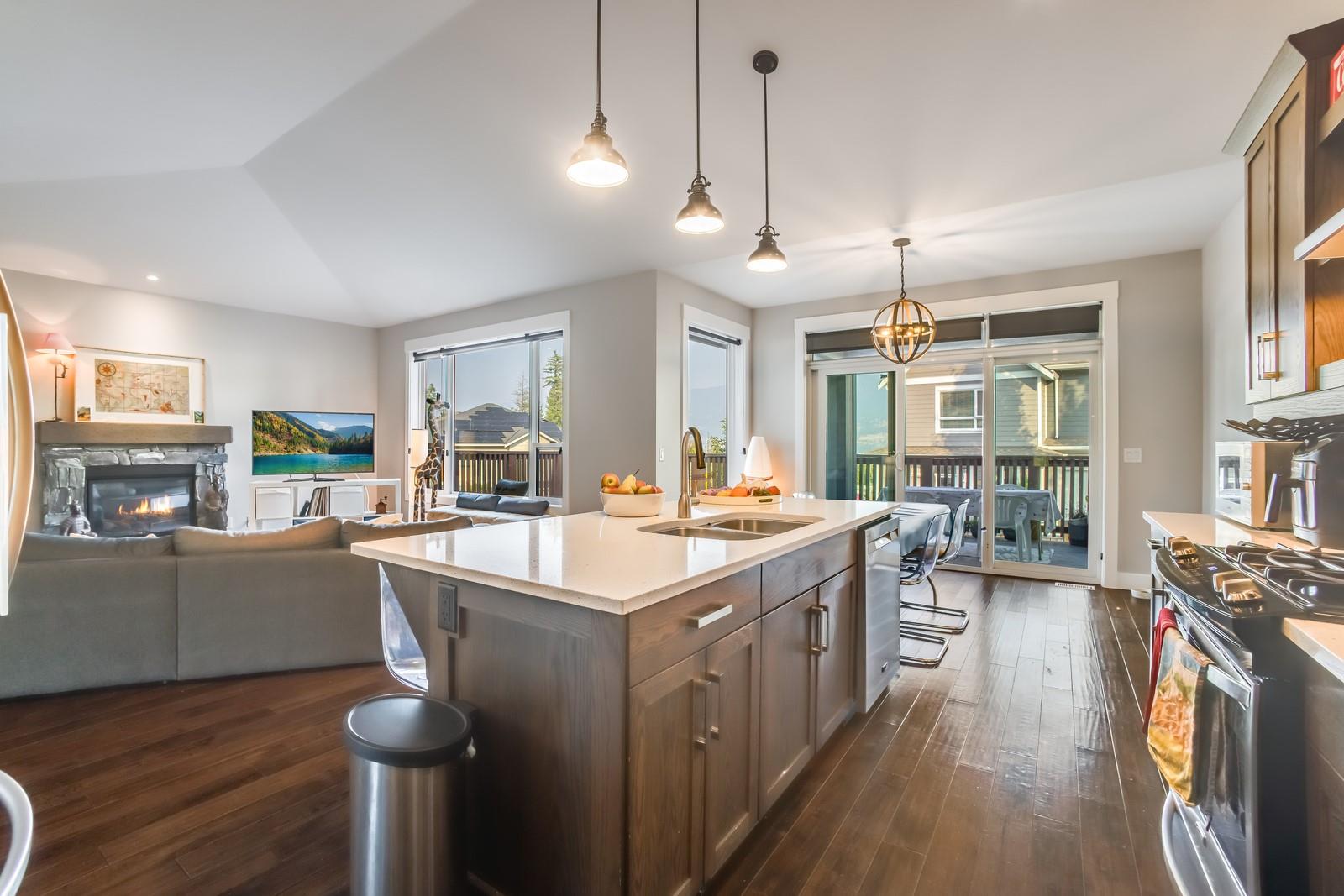 13093 Shoreline Drive, Lake Country Property Listing
