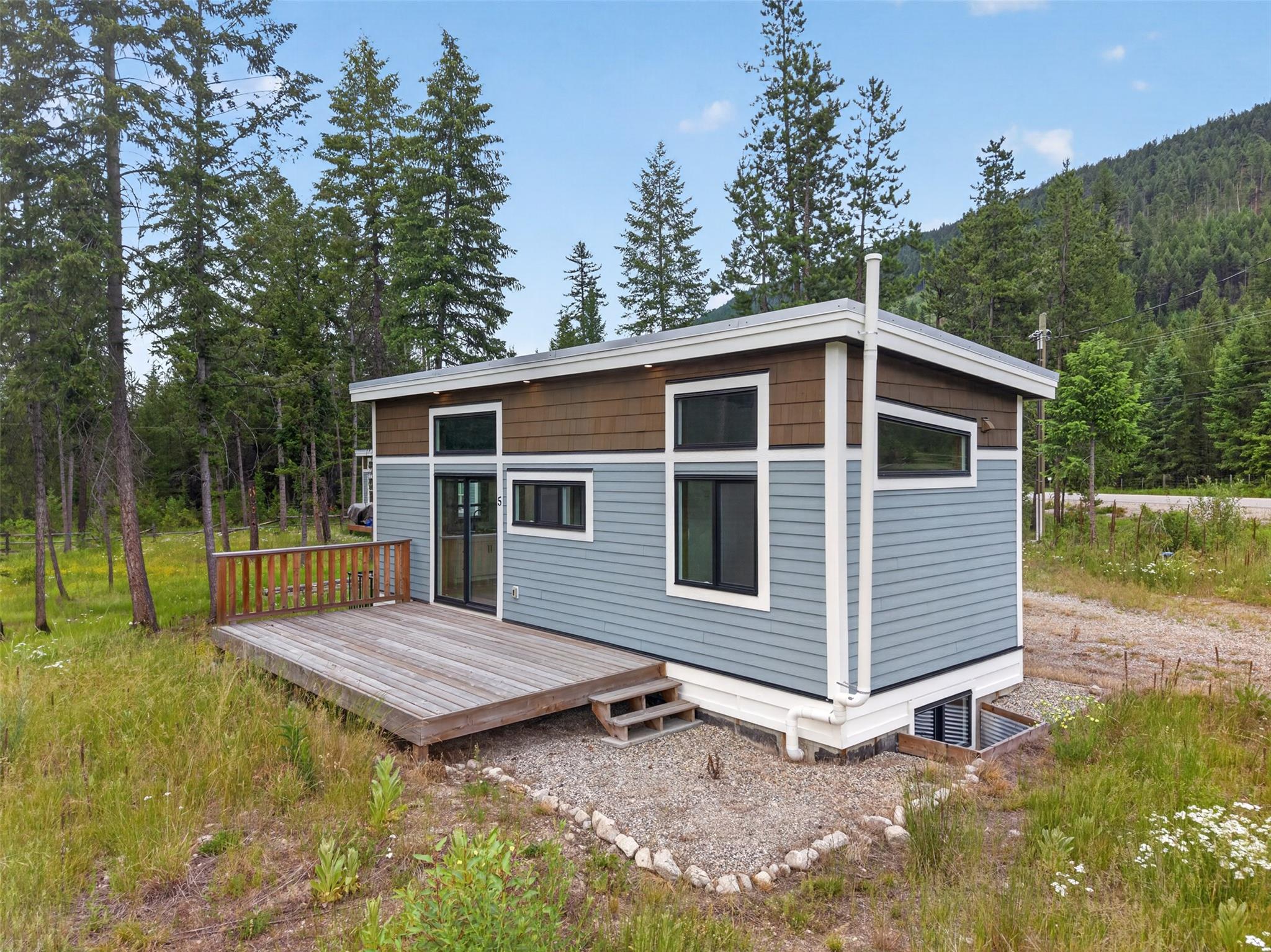 5533 33 Highway #1, Beaverdell