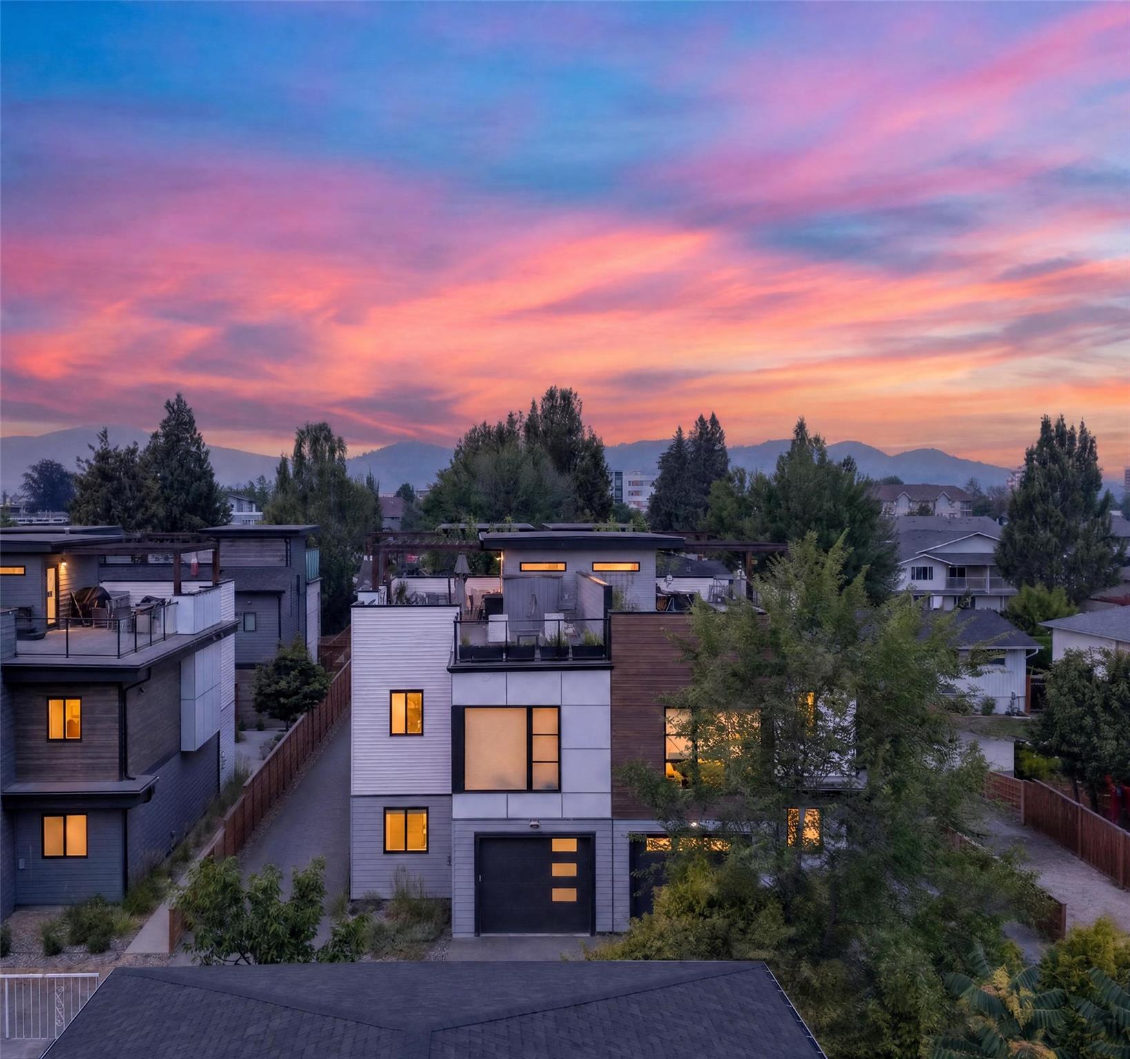 945 Borden Avenue #1, Kelowna