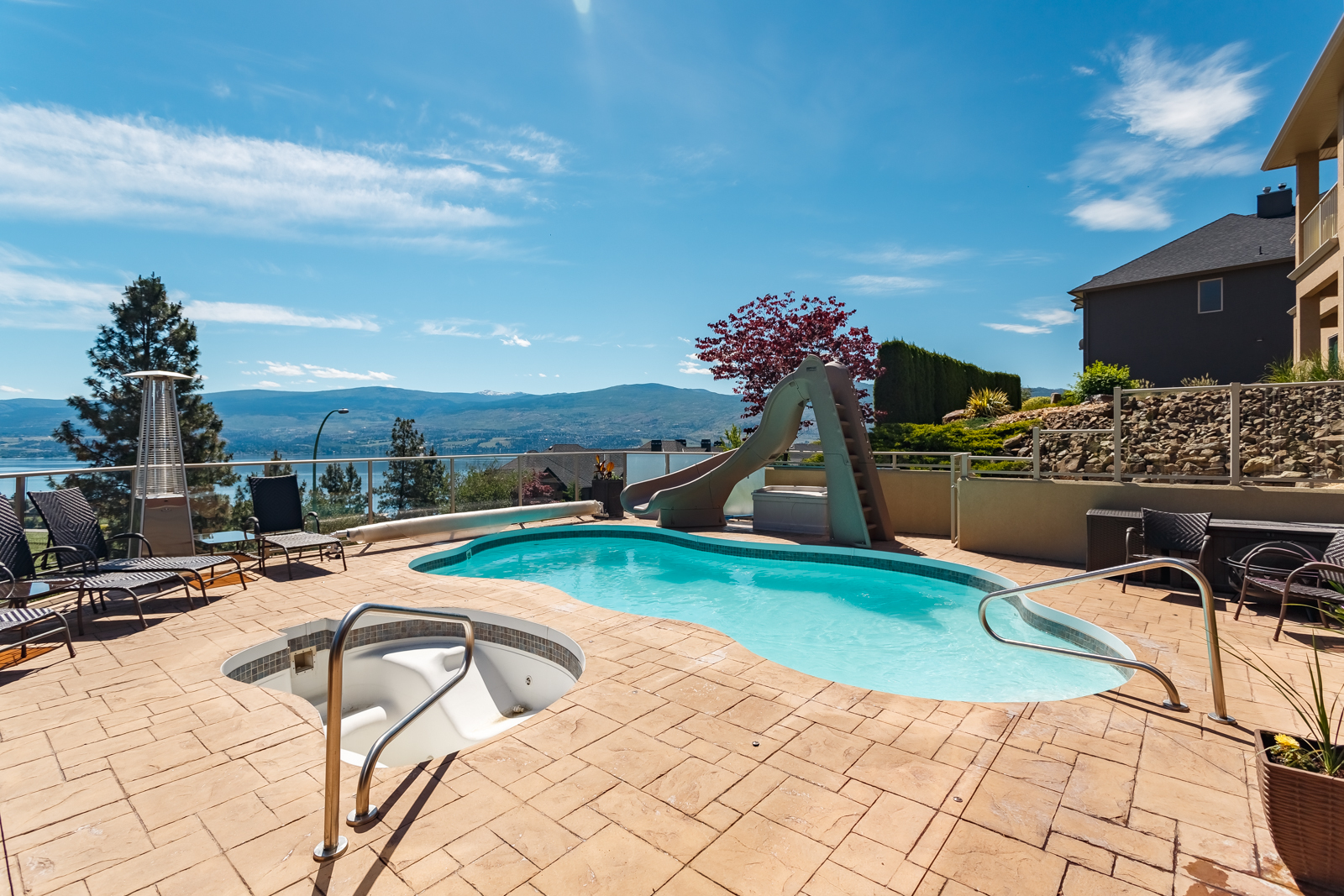 1498 Gregory Road, West Kelowna Property Listing
