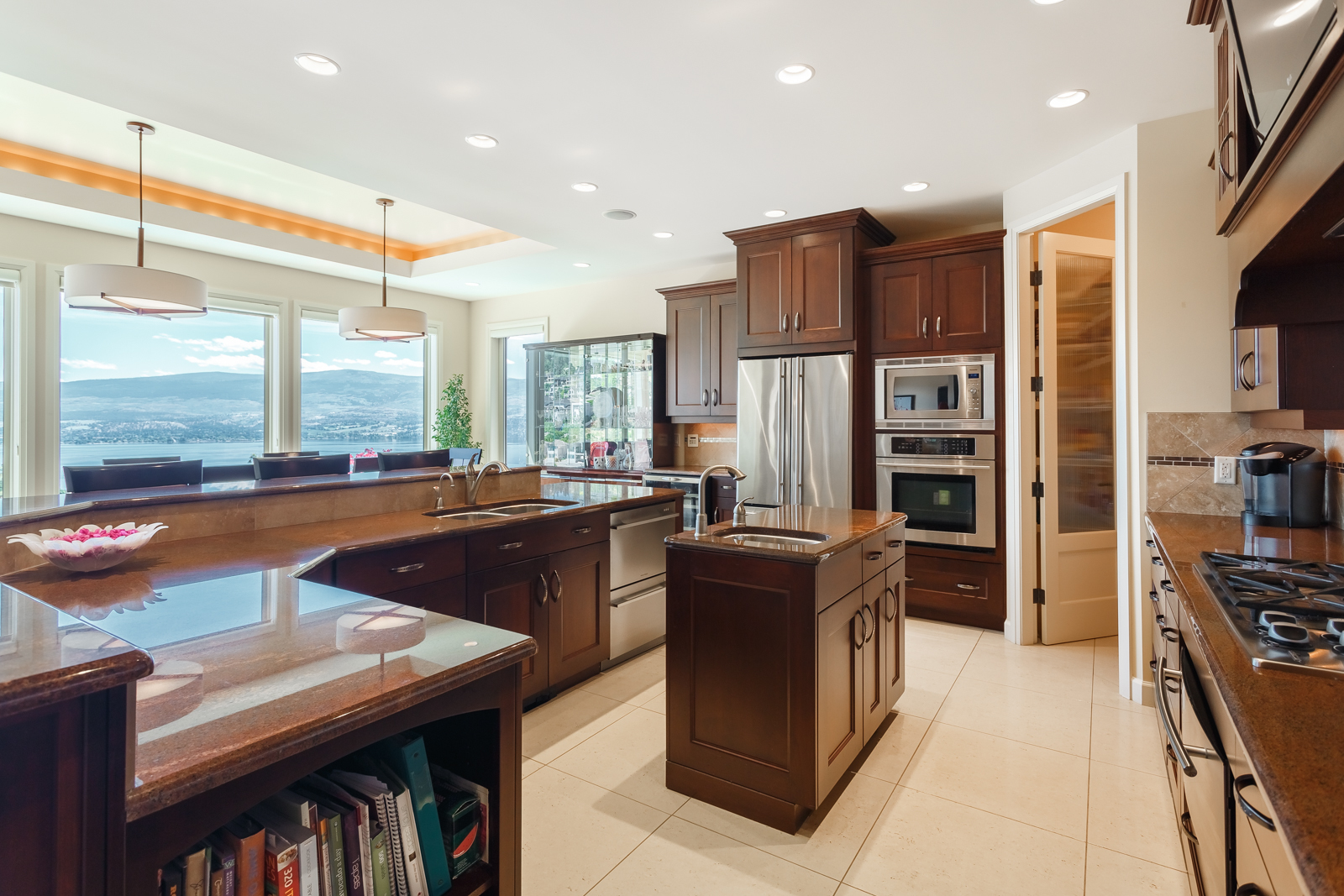 1498 Gregory Road, West Kelowna Property Listing