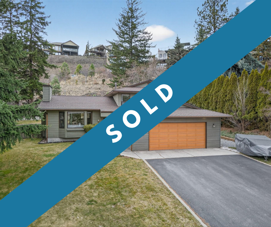 1812 Olympus Way, West Kelowna